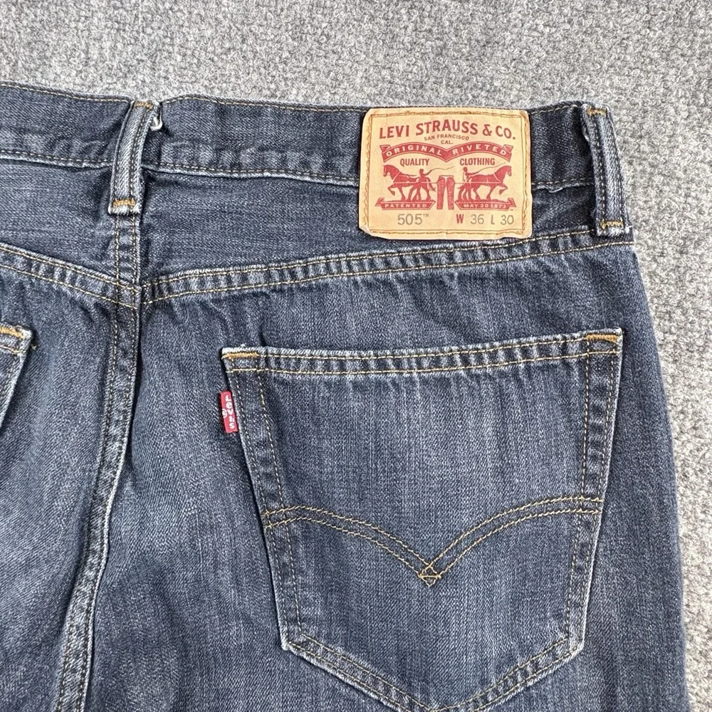 Levi's 505 Jeans Men's 36x29 Blue Straight Leg Classic‎ Heritage Workwear Preppy